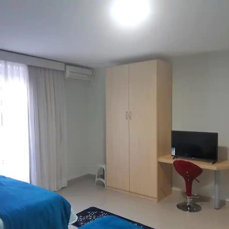 Flat Estudio 101 No Centro De Jaragua Do Sul Жарагуа-до-Сул Екстер'єр фото